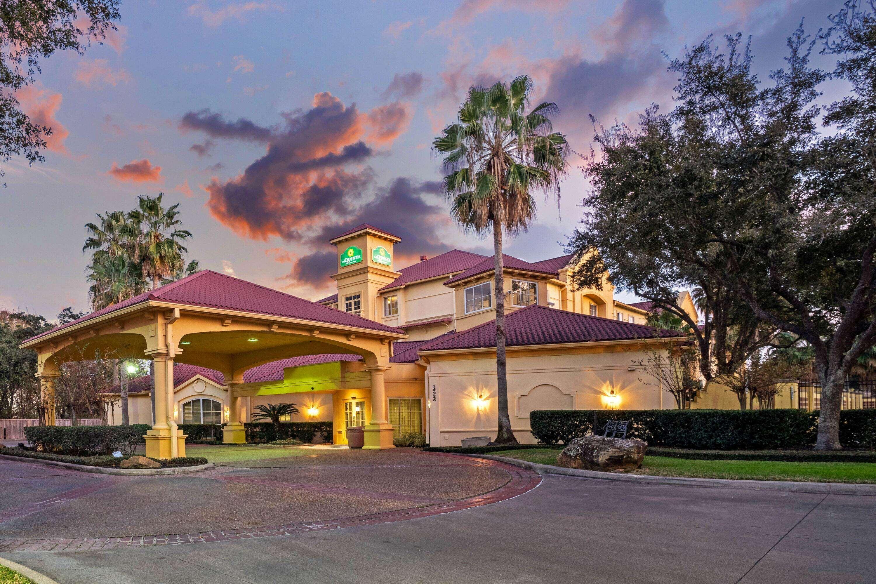 Отель La Quinta By Wyndham Houston West Park 10 Экстерьер фото